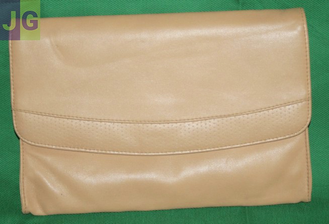 Sac-pochette souple beige 19 X 28 cm