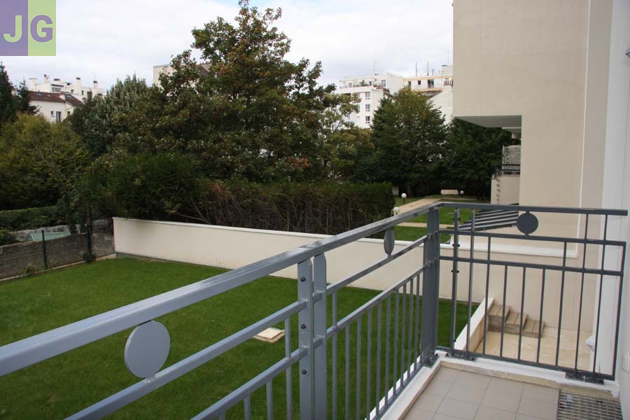 Studio meublé - 27 m² - 5 mn gare et centre ville