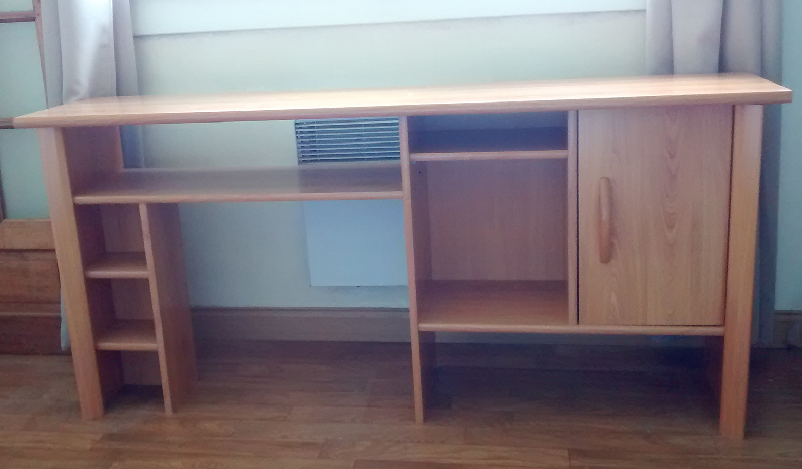 Meuble ou Console d'entrée. Teinte miel